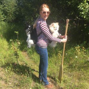 Meet your Posher, Danielle